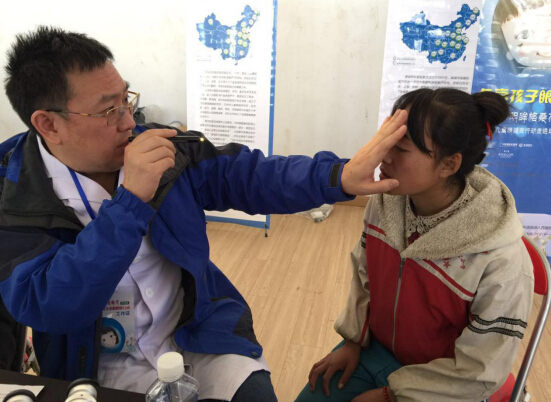 8名西藏眼病兒童完成返藏